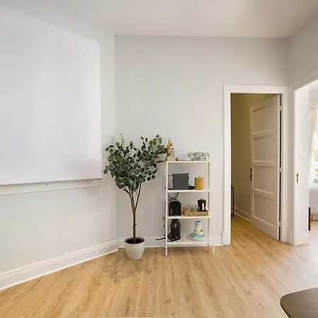 Apartment Puerta Del Camino 5 *